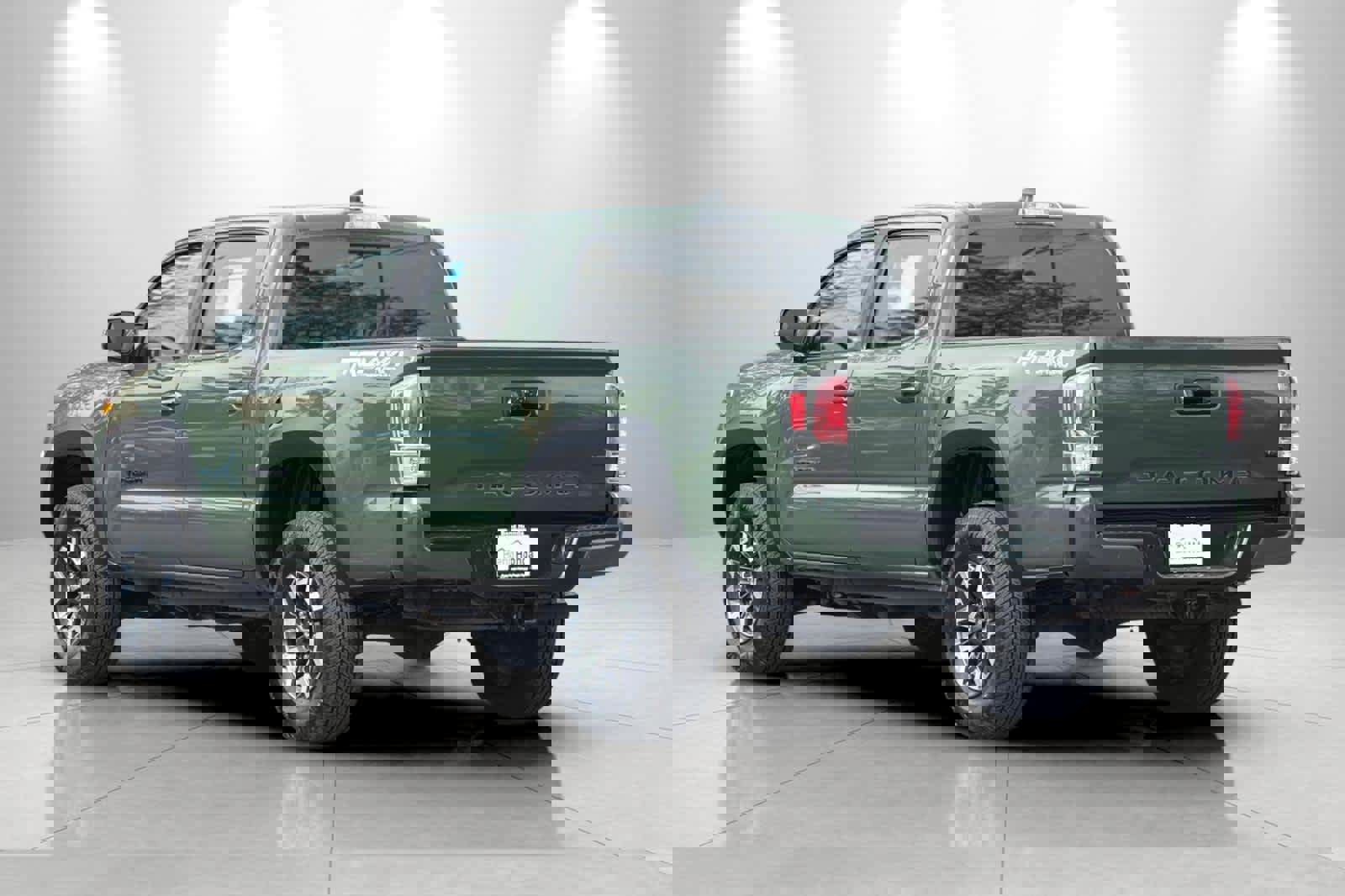 Used 2021 Toyota Tacoma TRD Off-Road w/ TRD Premium Off Road Package image 6