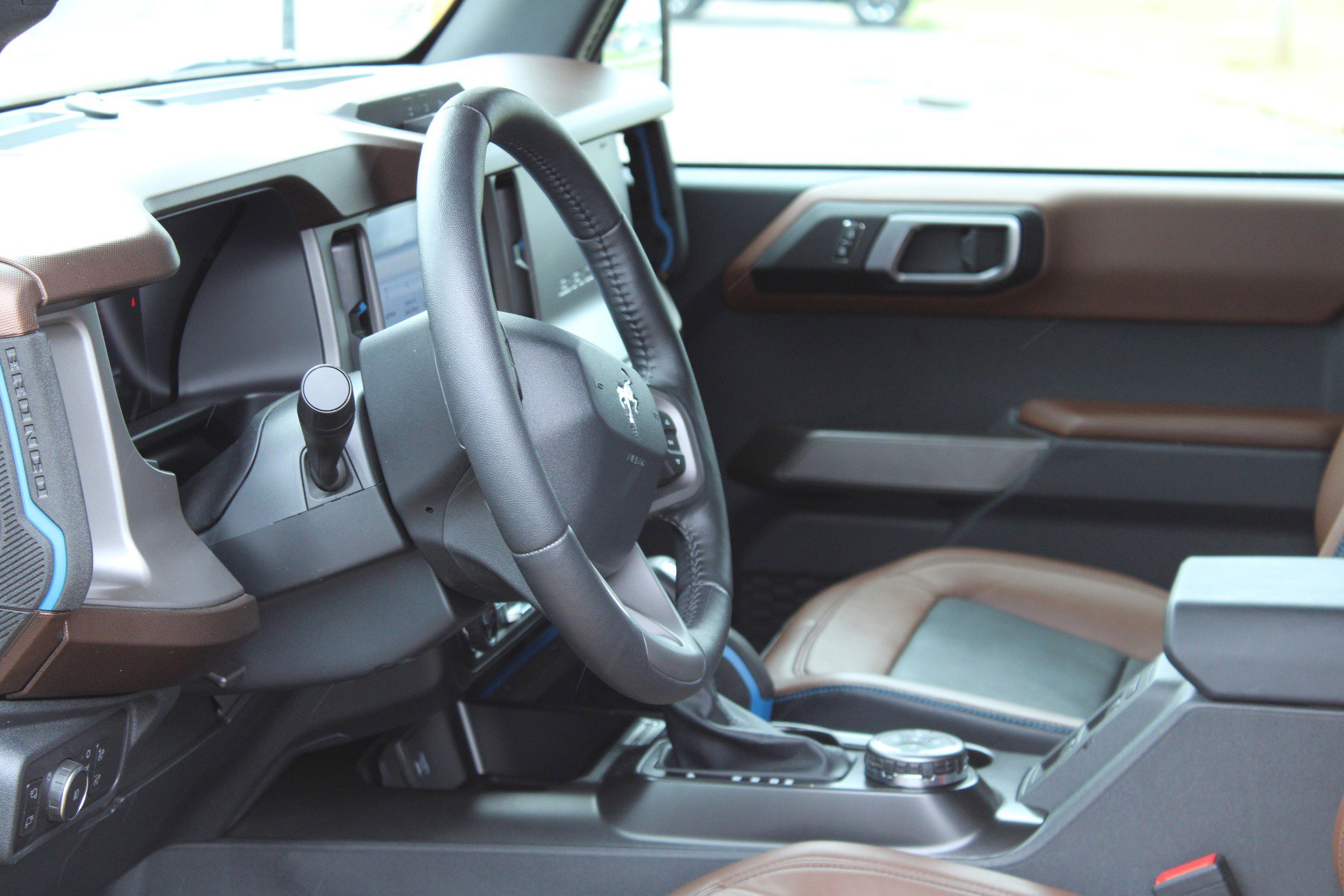 Used 2021 Ford Bronco Outer Banks image 15