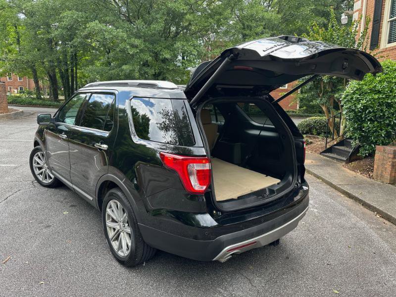Used 2017 Ford Explorer Limited FWD image 16