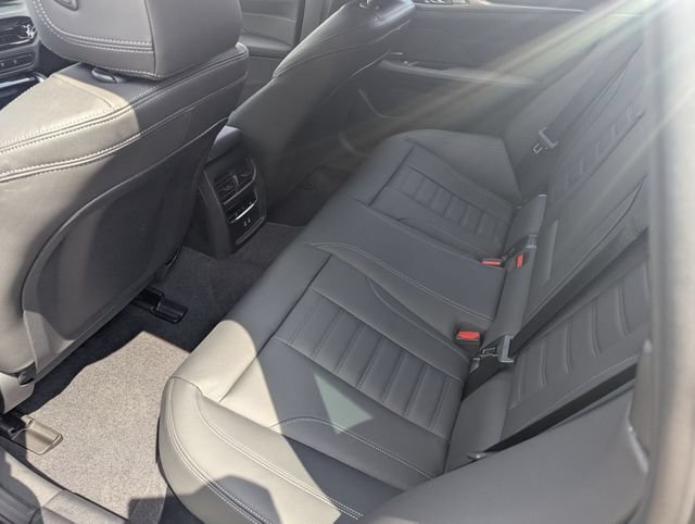 New 2026 BMW i4 eDrive40 w/ M Sport Package RWD image 17