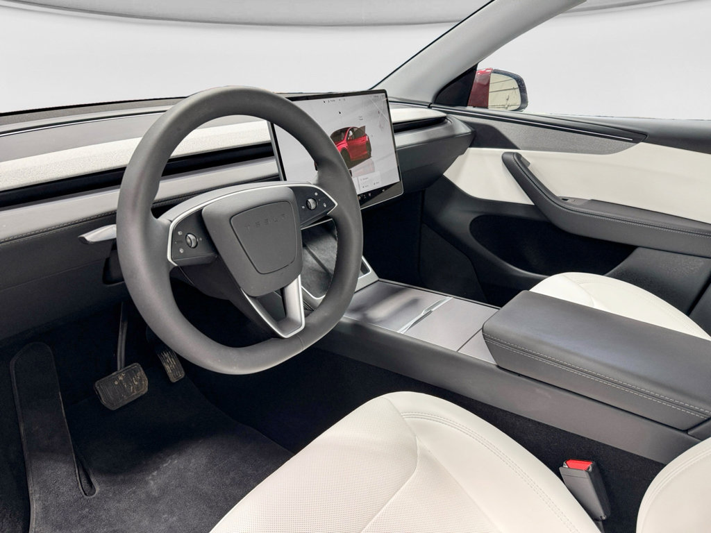 Used 2026 Tesla Model Y AWD image 16