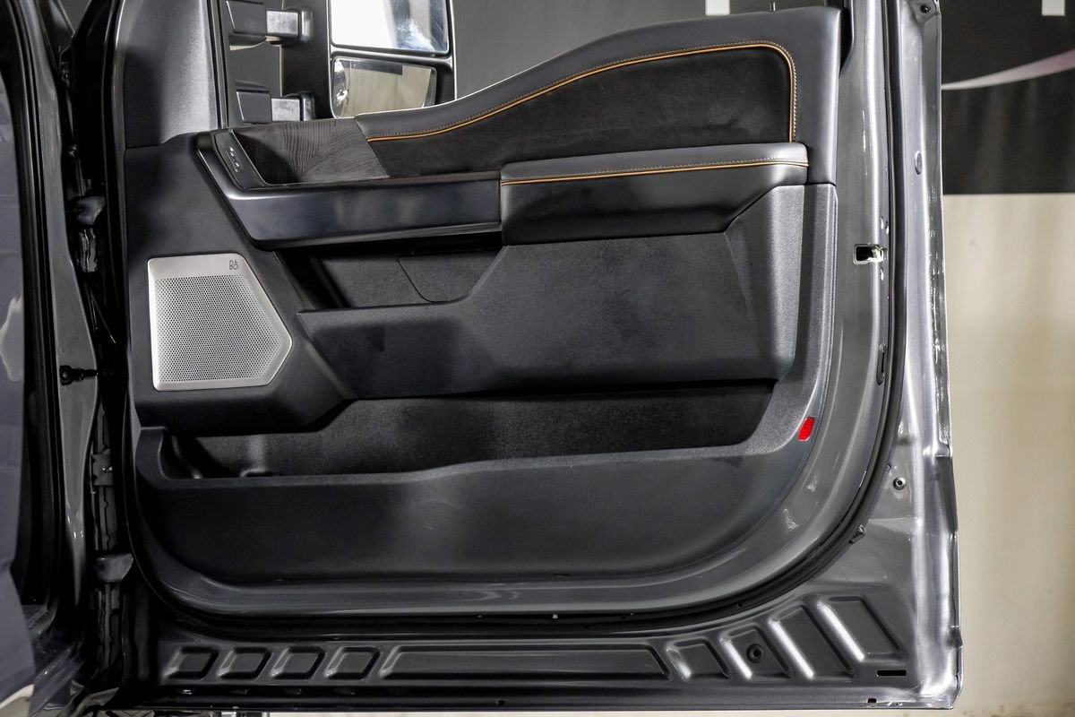 Used 2024 Ford F350 Platinum image 37