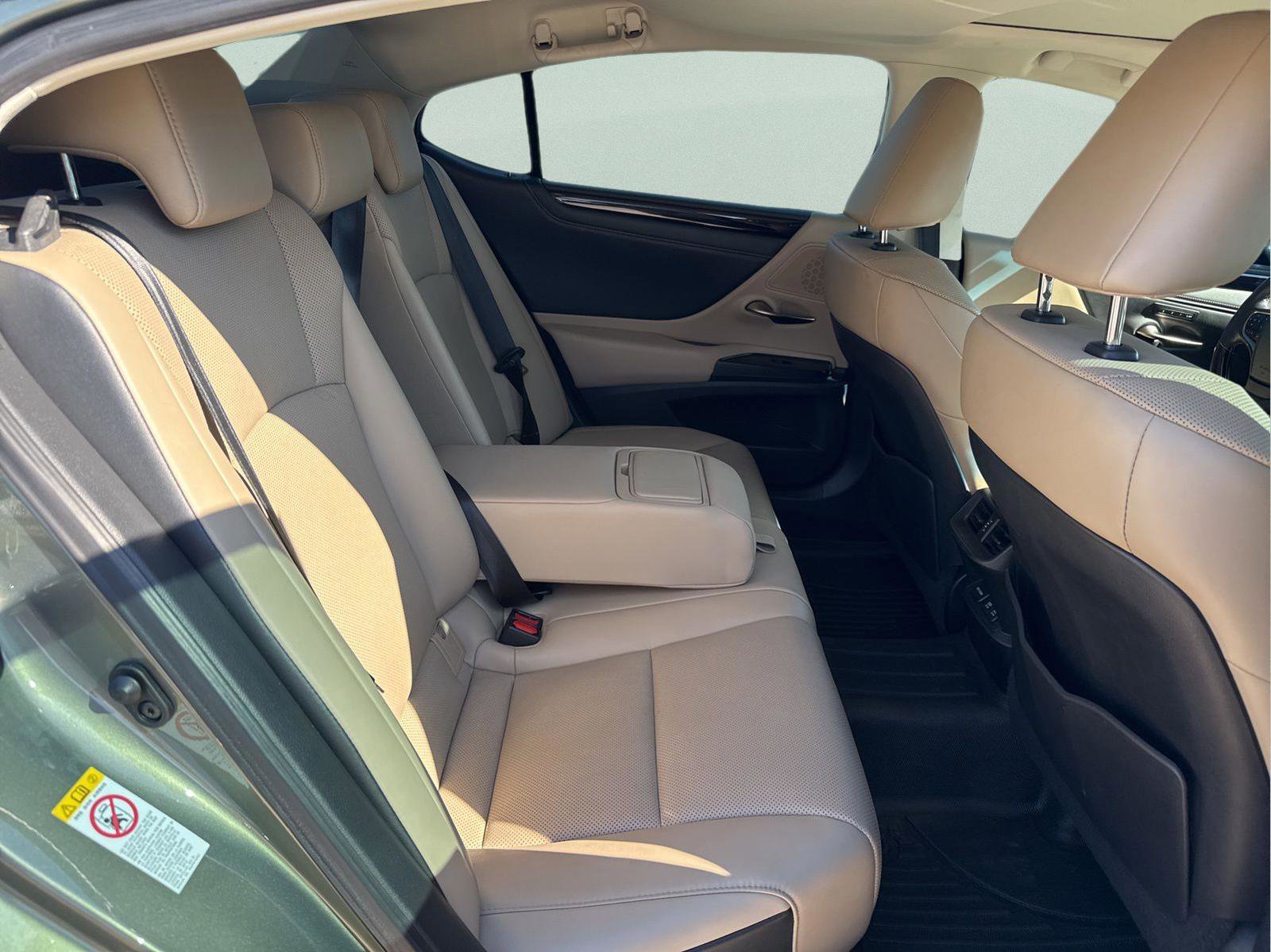 Used 2019 Lexus ES 350 image 32