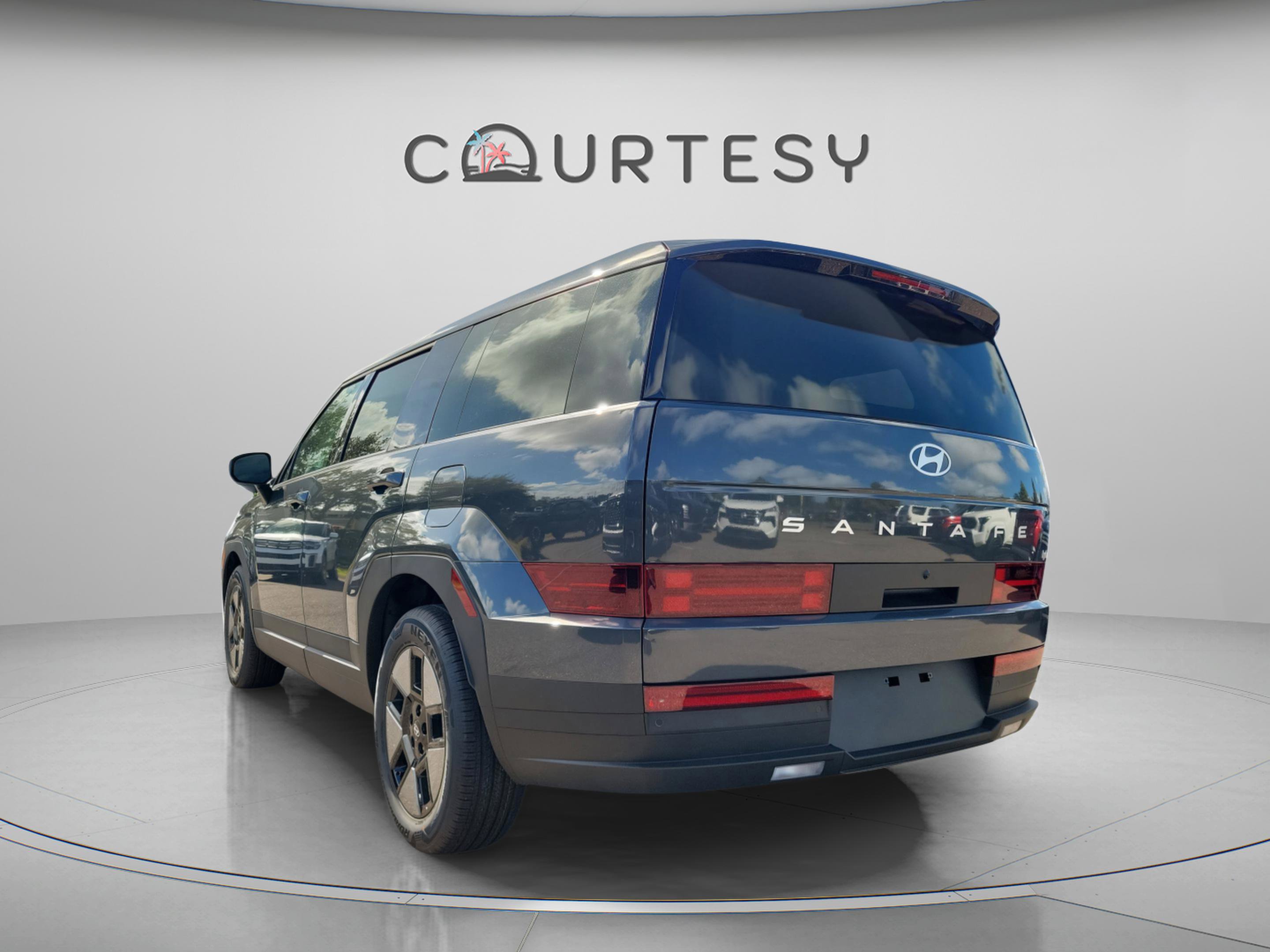 New 2026 Hyundai Santa Fe SE FWD image 3