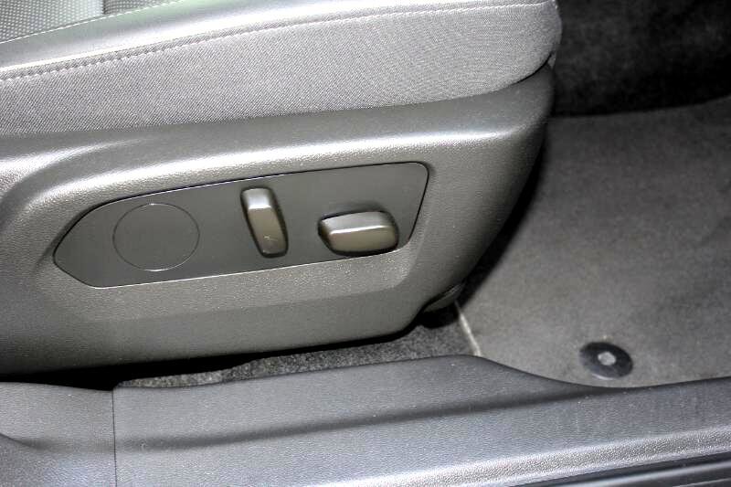 Used 2023 Buick Envision Essence image 22