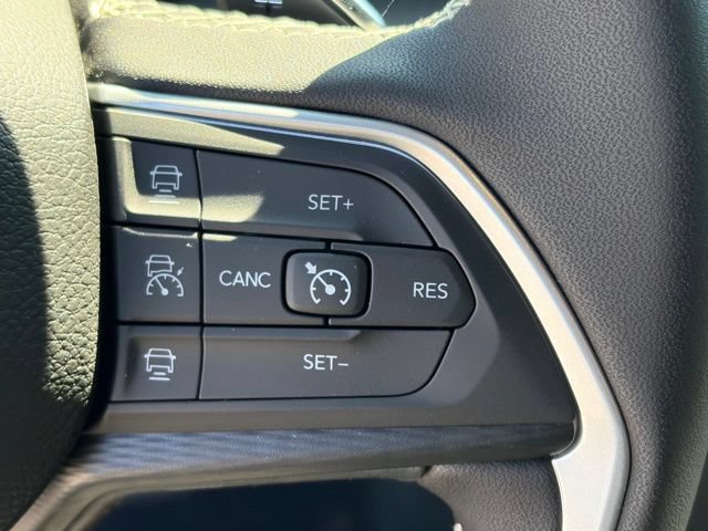 New 2026 Jeep Grand Cherokee Laredo X AWD/4WD image 18