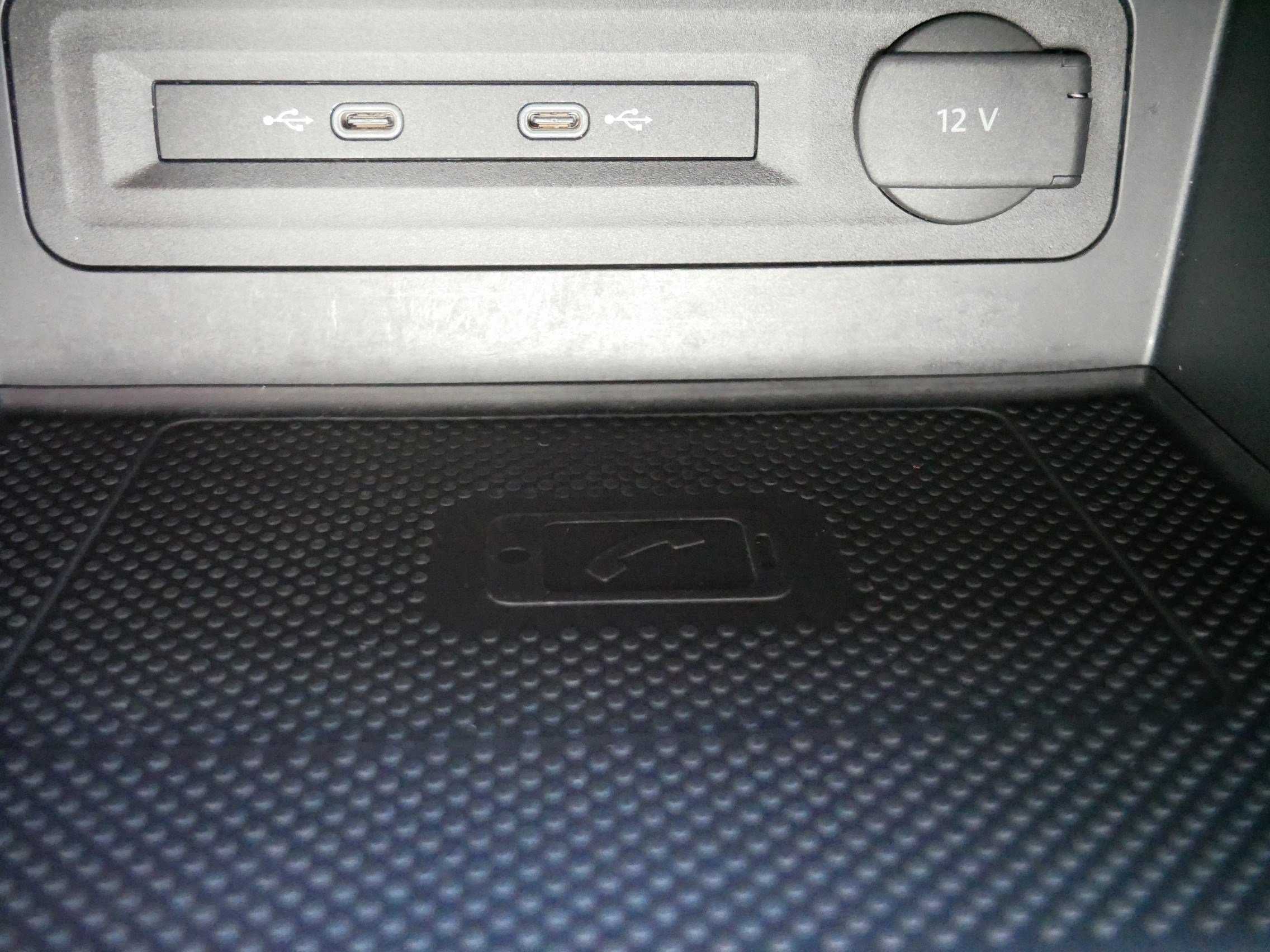 Used 2023 Volkswagen Atlas Cross Sport SEL R-Line image 28