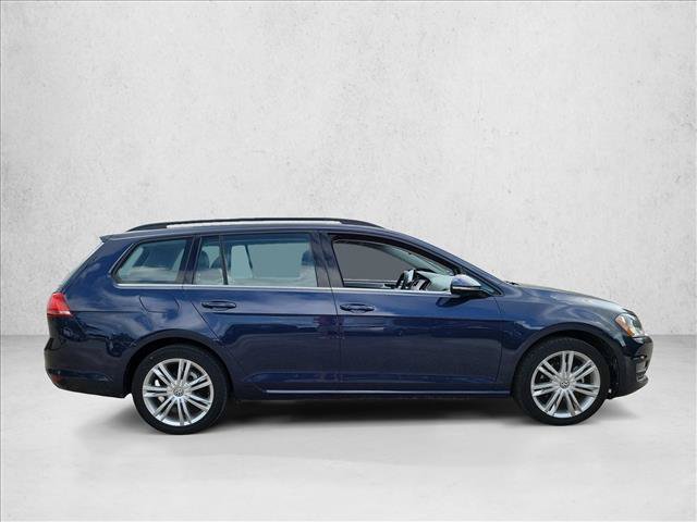 Used 2015 Volkswagen Golf TDI SE FWD image 4