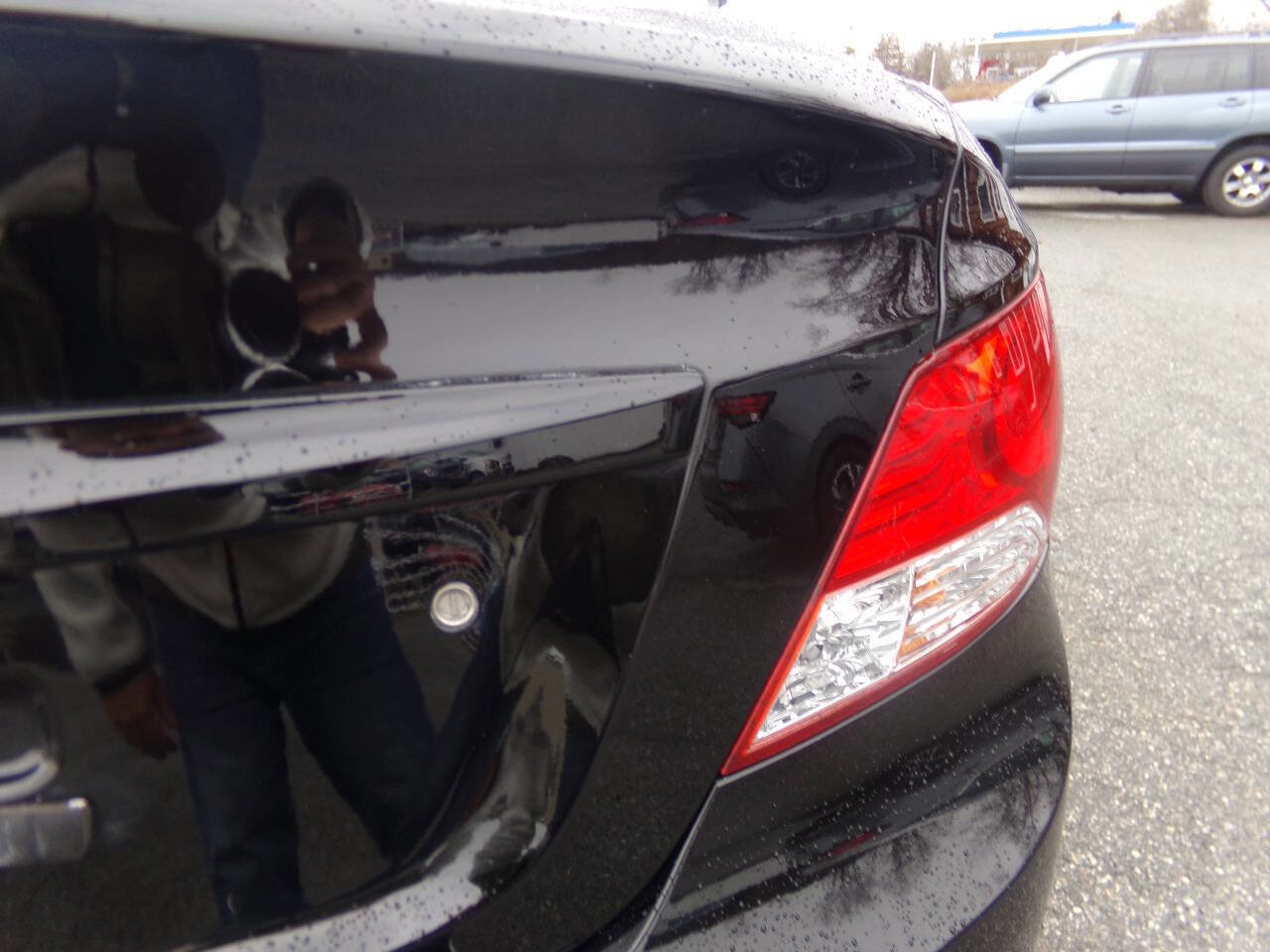 Used 2012 Hyundai Accent GLS image 26