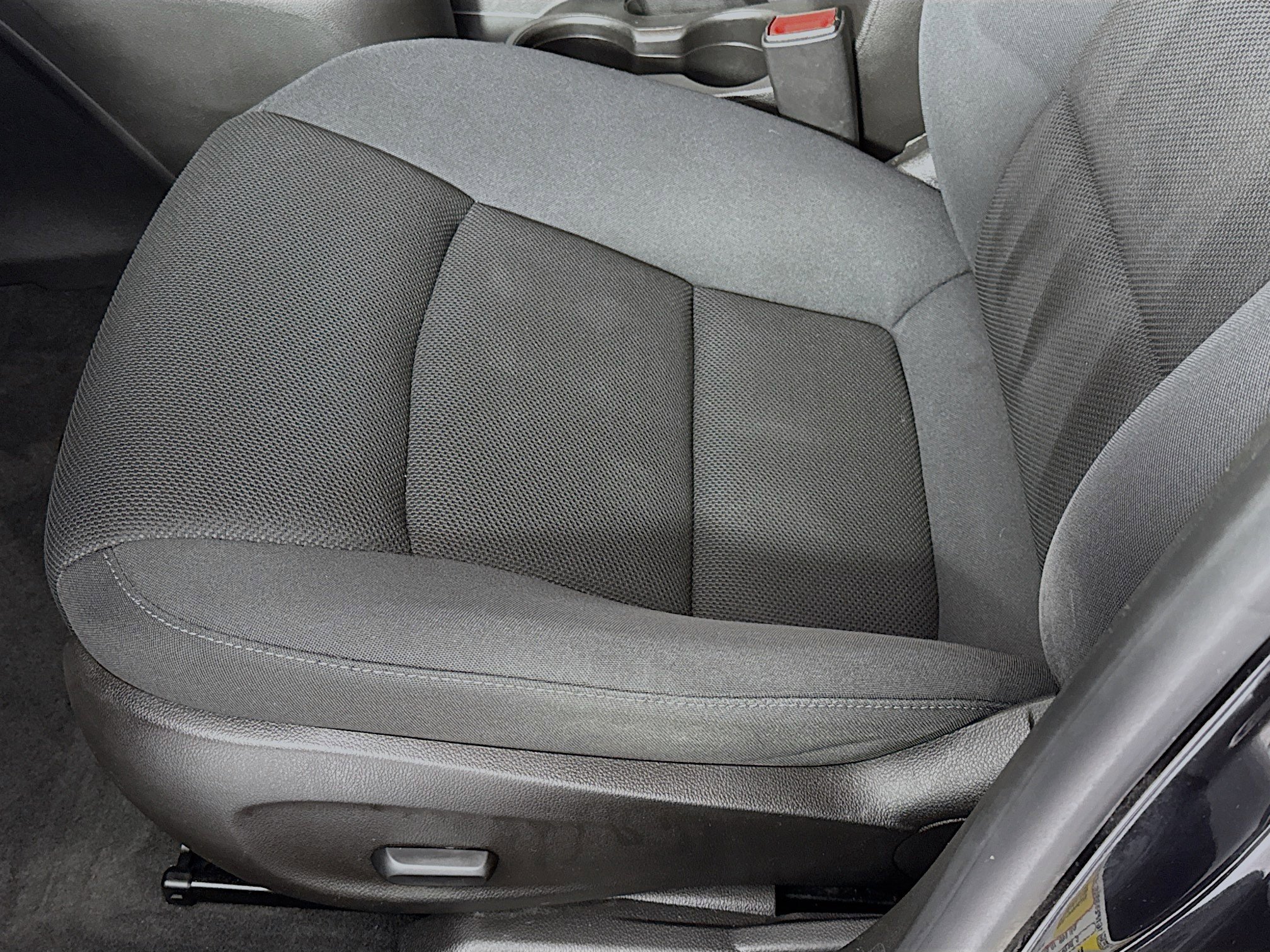 Used 2016 Chevrolet Cruze LT image 18