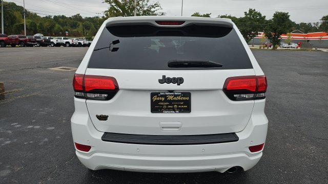 Used 2020 Jeep Grand Cherokee Altitude RWD image 16