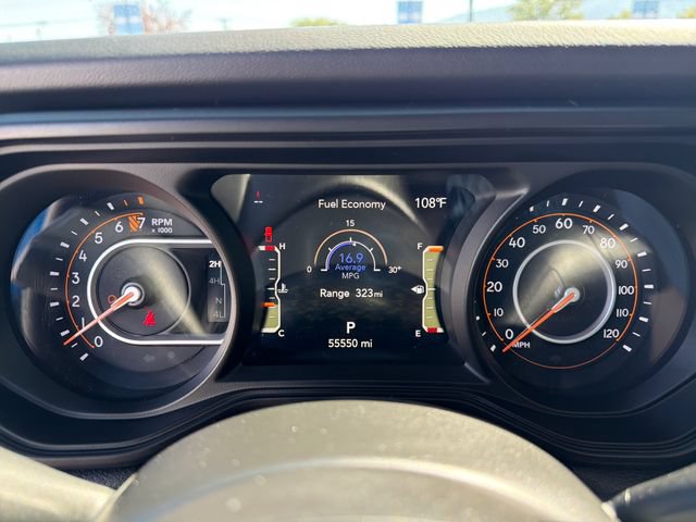 Used 2025 Jeep Gladiator Rubicon w/ Convenience Group AWD/4WD image 10