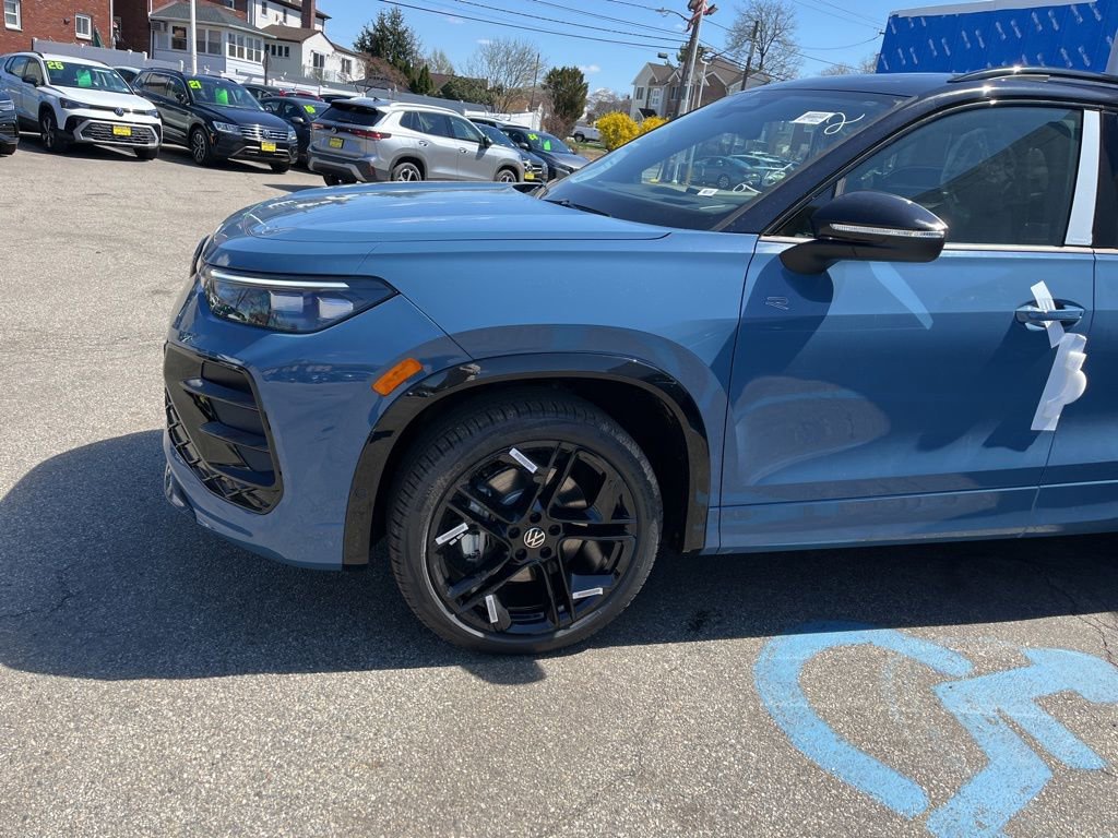 New 2026 Volkswagen Tiguan SE R-Line image 26