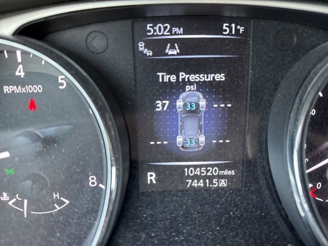 Used 2015 Nissan Rogue SV w/ SV Premium Package image 21