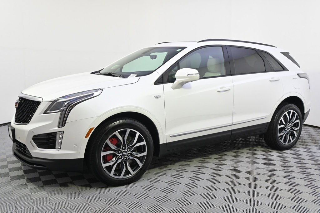New 2025 Cadillac XT5 Sportv w/ Technology Package image 2