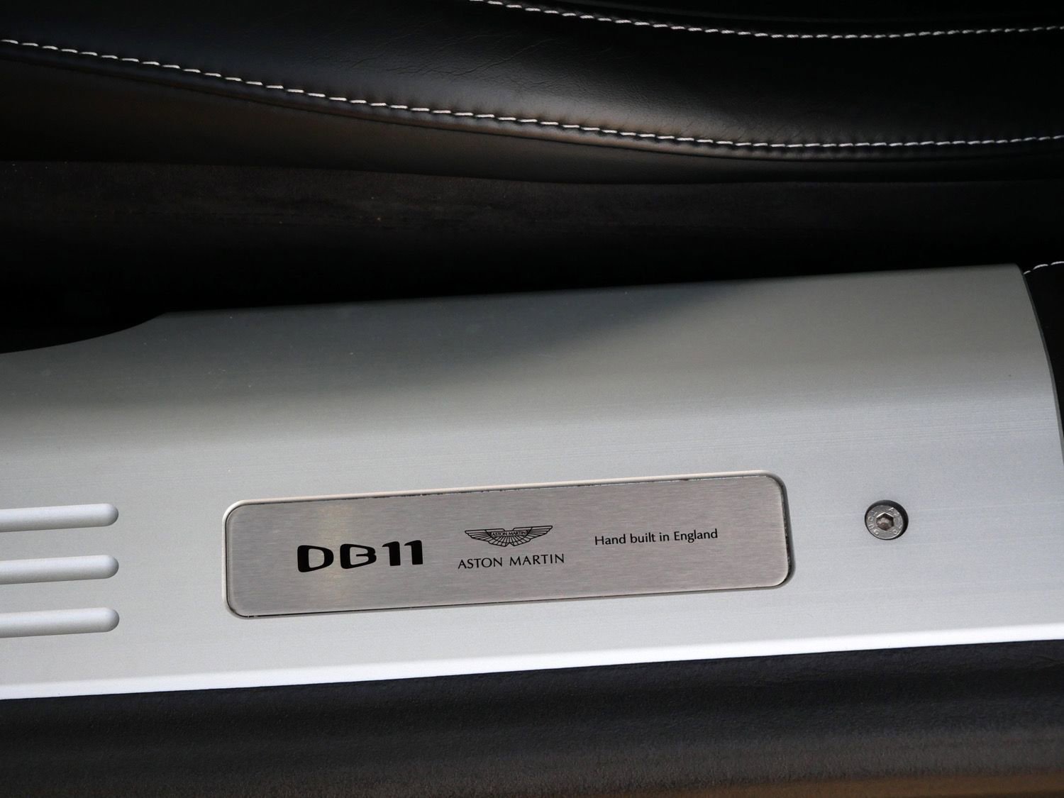 Used 2018 Aston Martin DB11 V12 image 20