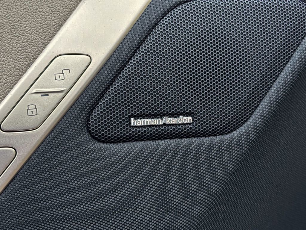 Used 2026 BMW iX xDrive45 image 11