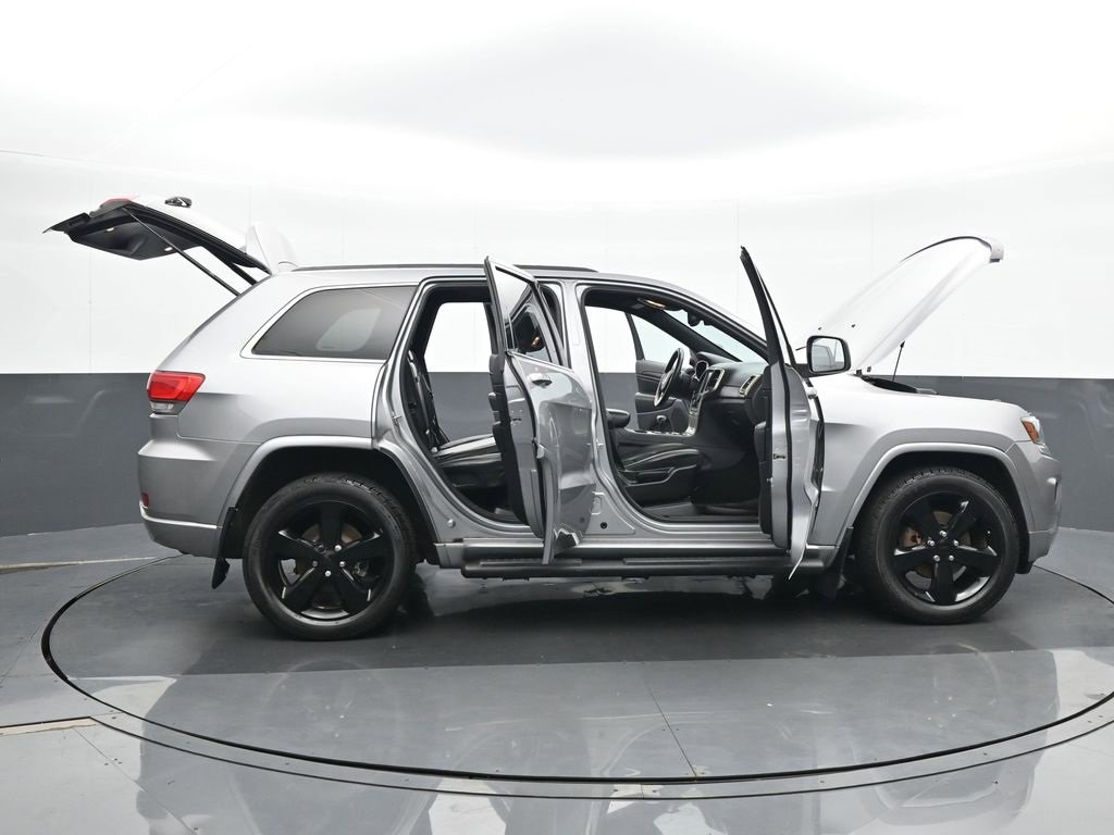 Used 2014 Jeep Grand Cherokee Altitude image 26