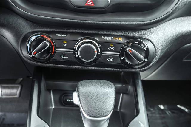 Used 2024 Kia Soul LX w/ Option Group 015 FWD image 18