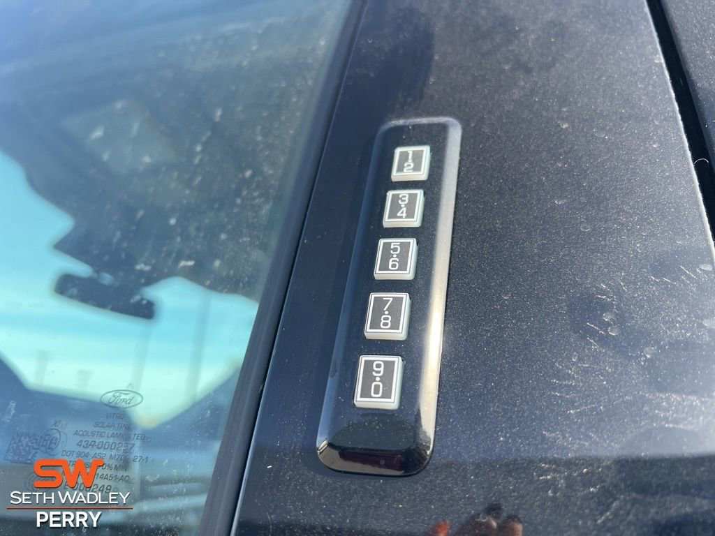 New 2026 Ford F350 Lariat w/ Black Appearance Package image 19