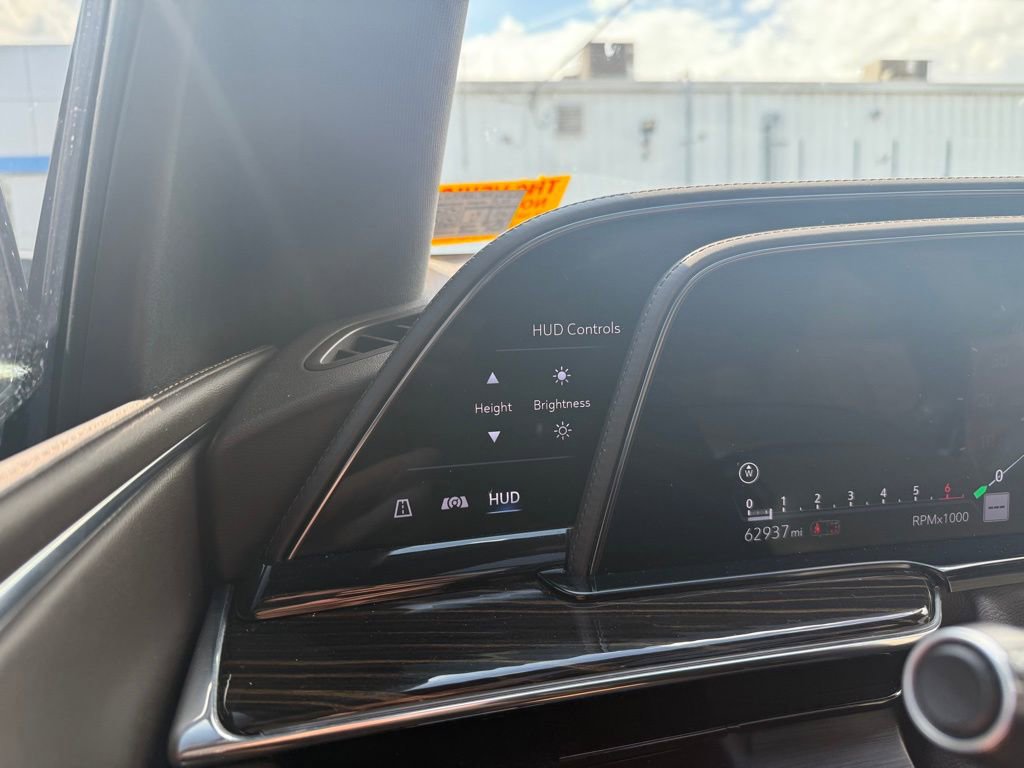 Used 2021 Cadillac Escalade ESV Sport image 13