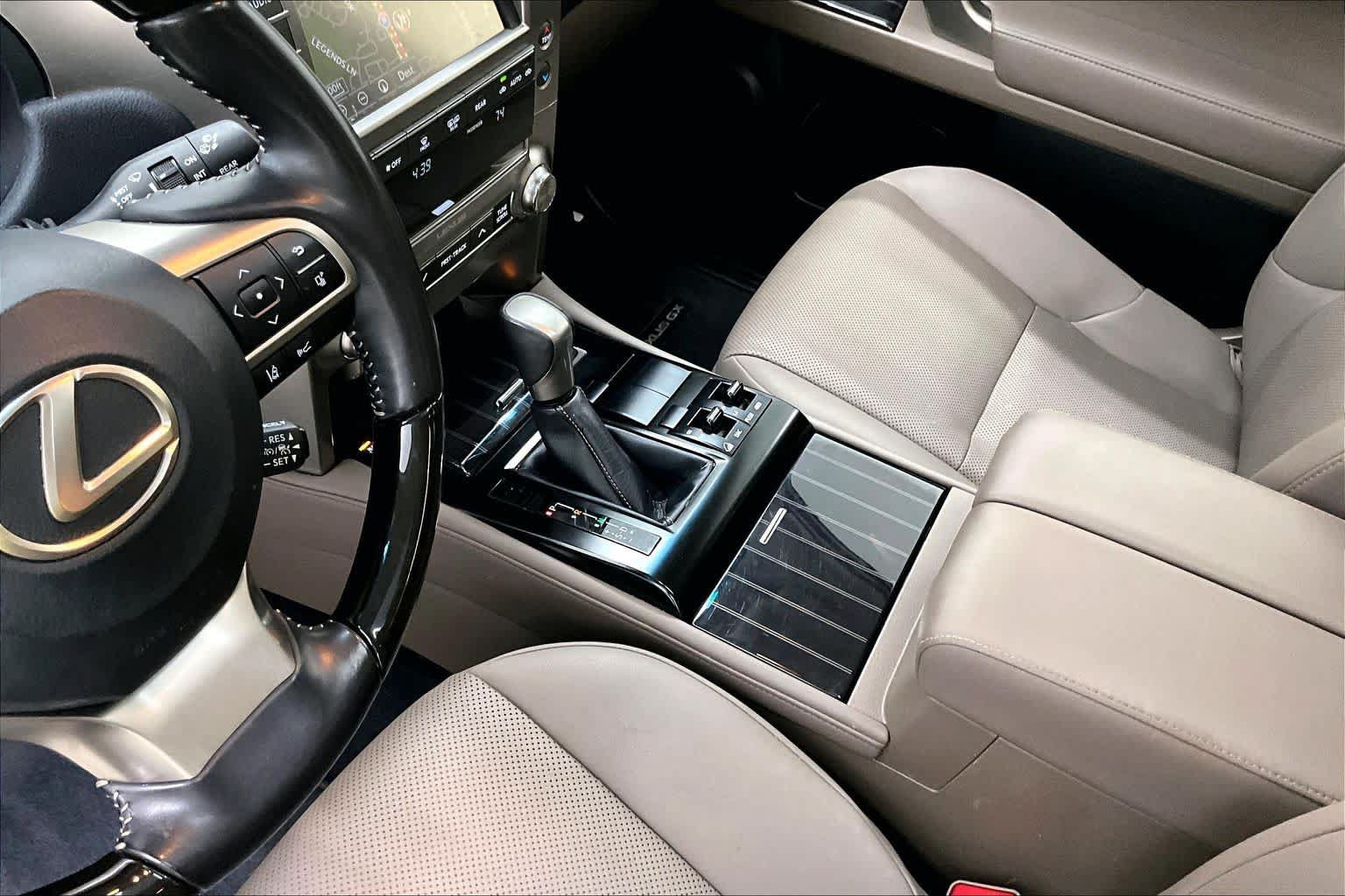 Used 2021 Lexus GX 460 Premium AWD/4WD image 16