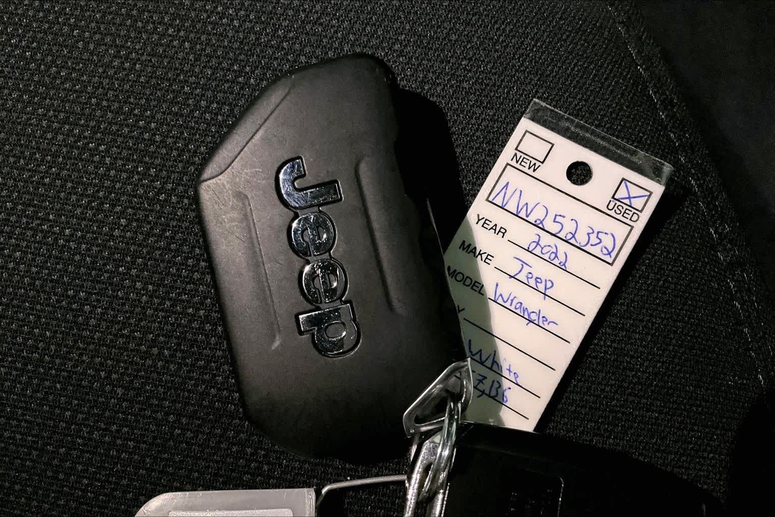 Used 2022 Jeep Wrangler Unlimited Sport AWD/4WD image 13