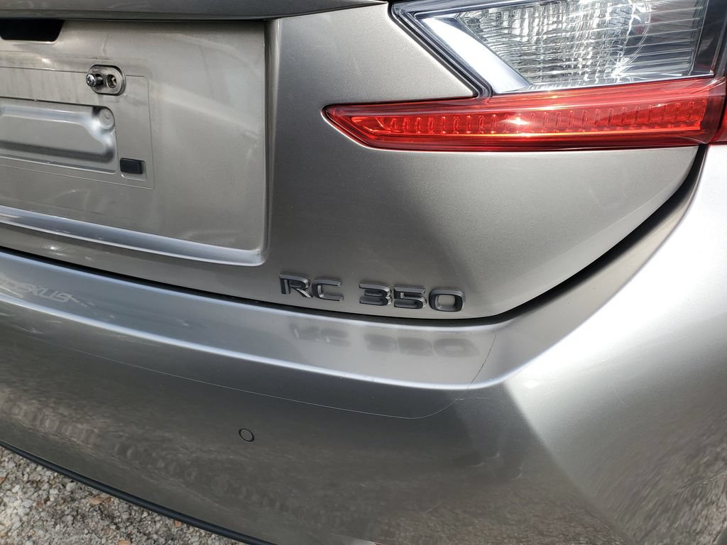 Used 2016 Lexus RC 350 w/ Luxury Package RWD image 16