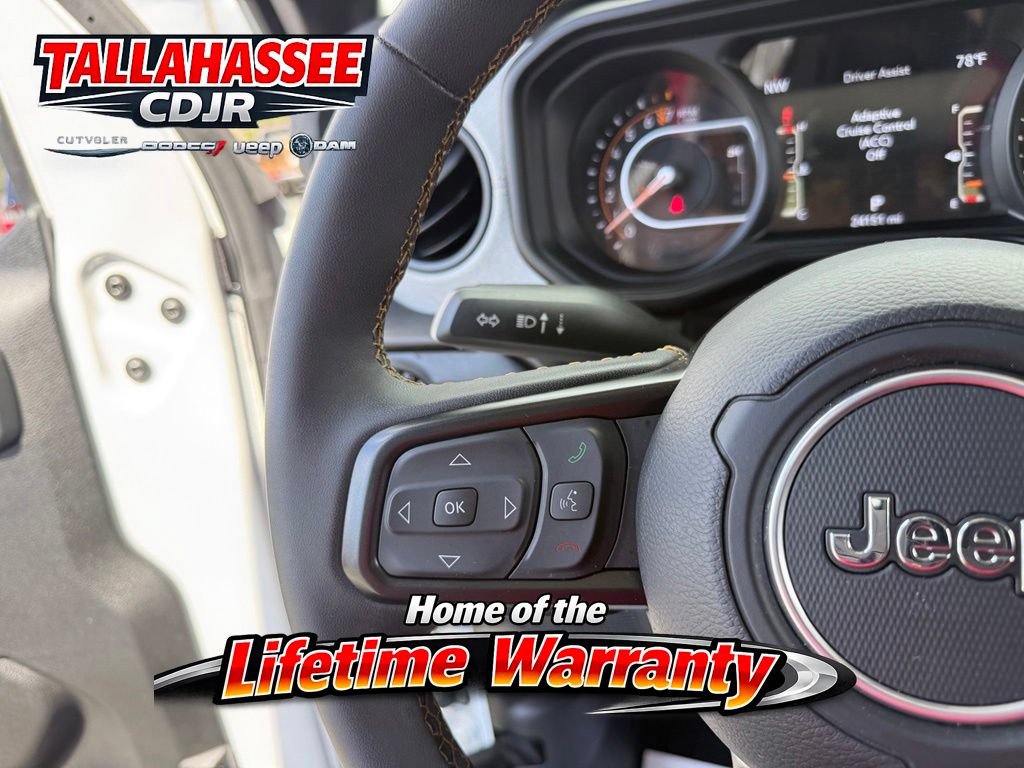 Used 2025 Jeep Gladiator Sport AWD/4WD image 17