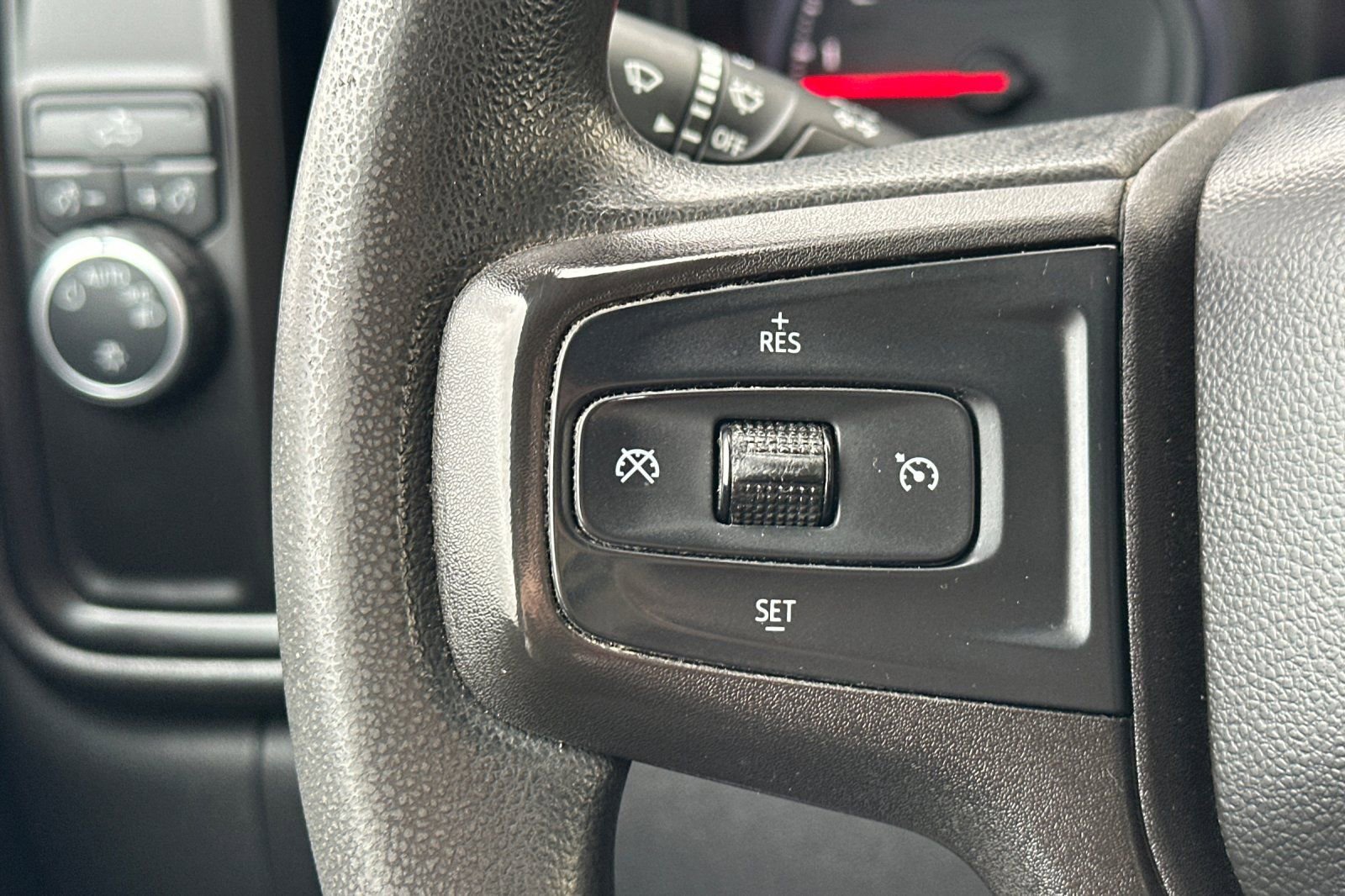 Used 2020 Chevrolet Silverado 1500 Custom w/ Custom Value Package image 29