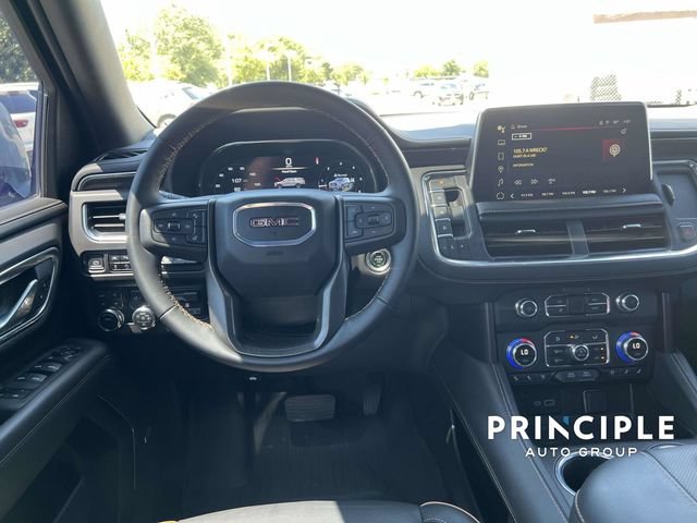 Used 2024 GMC Yukon AT4 w/ Technology Package AWD/4WD image 32
