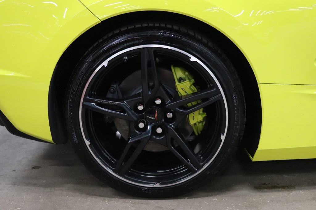 Used 2024 Chevrolet Corvette Stingray Convertible w/ Battery Protection Package image 32