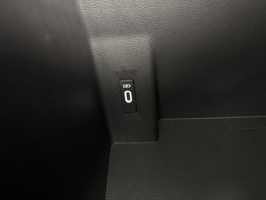 Used 2022 Volkswagen Atlas Cross Sport SEL image 23