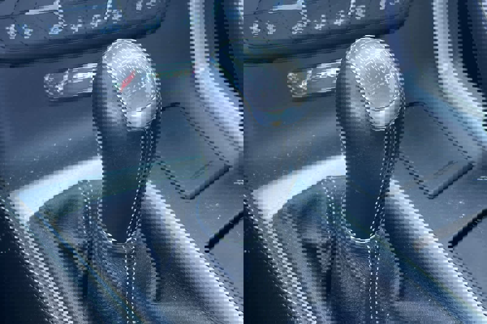 Used 2014 Chevrolet Corvette Stingray Convertible w/ 2LT Preferred Equipment Group image 21