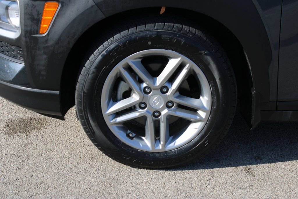 Used 2020 Hyundai Kona SE w/ Cargo Package FWD image 26