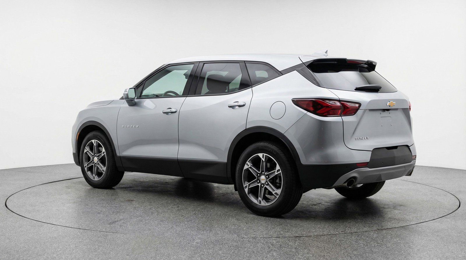 Used 2025 Chevrolet Blazer LT image 5