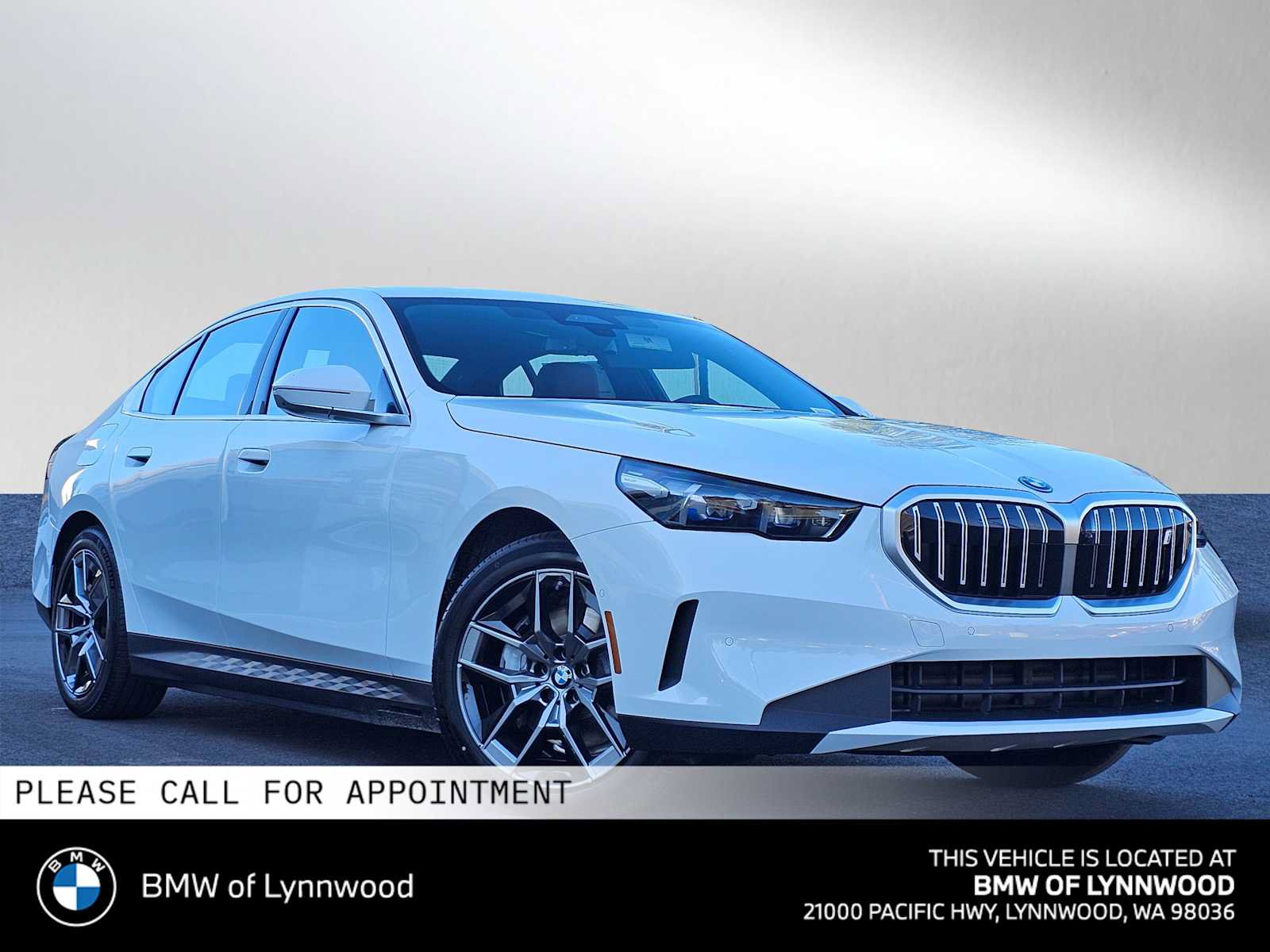 New 2026 BMW i5 eDrive40 w/ Premium Package AWD/4WD video 1