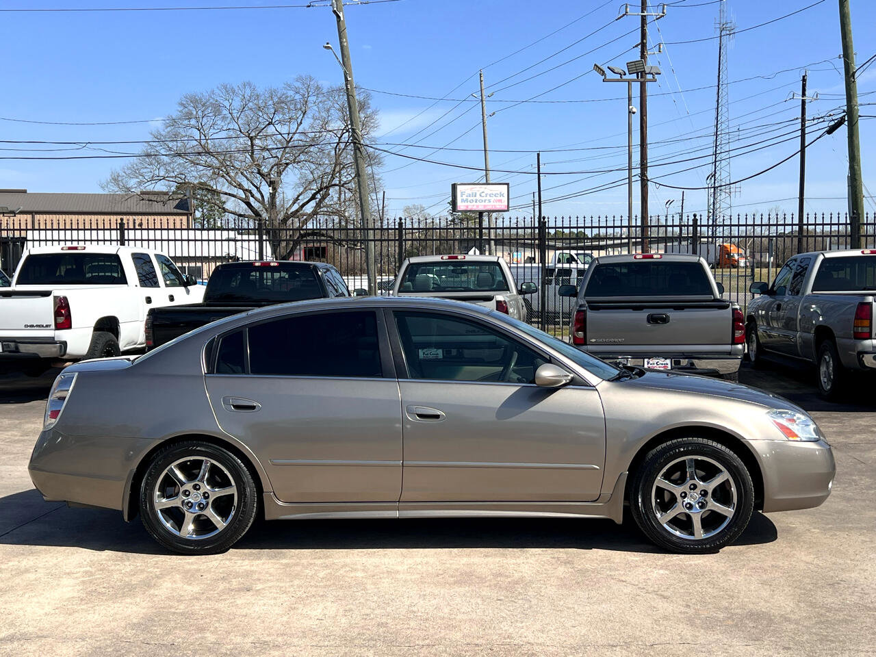 Used 2003 Nissan Altima 3.5 SE image 7