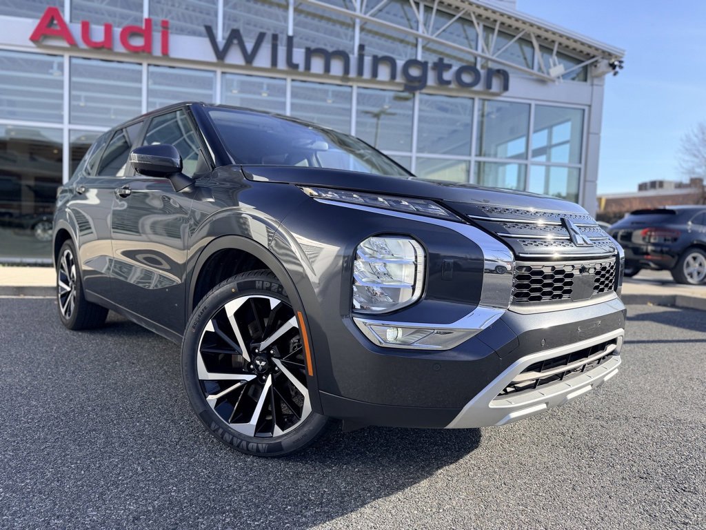 Used 2024 Mitsubishi Outlander SE image 8