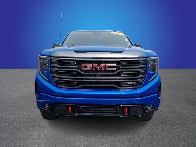 Used 2024 GMC Sierra 1500 AT4 w/ Technology Package image 2