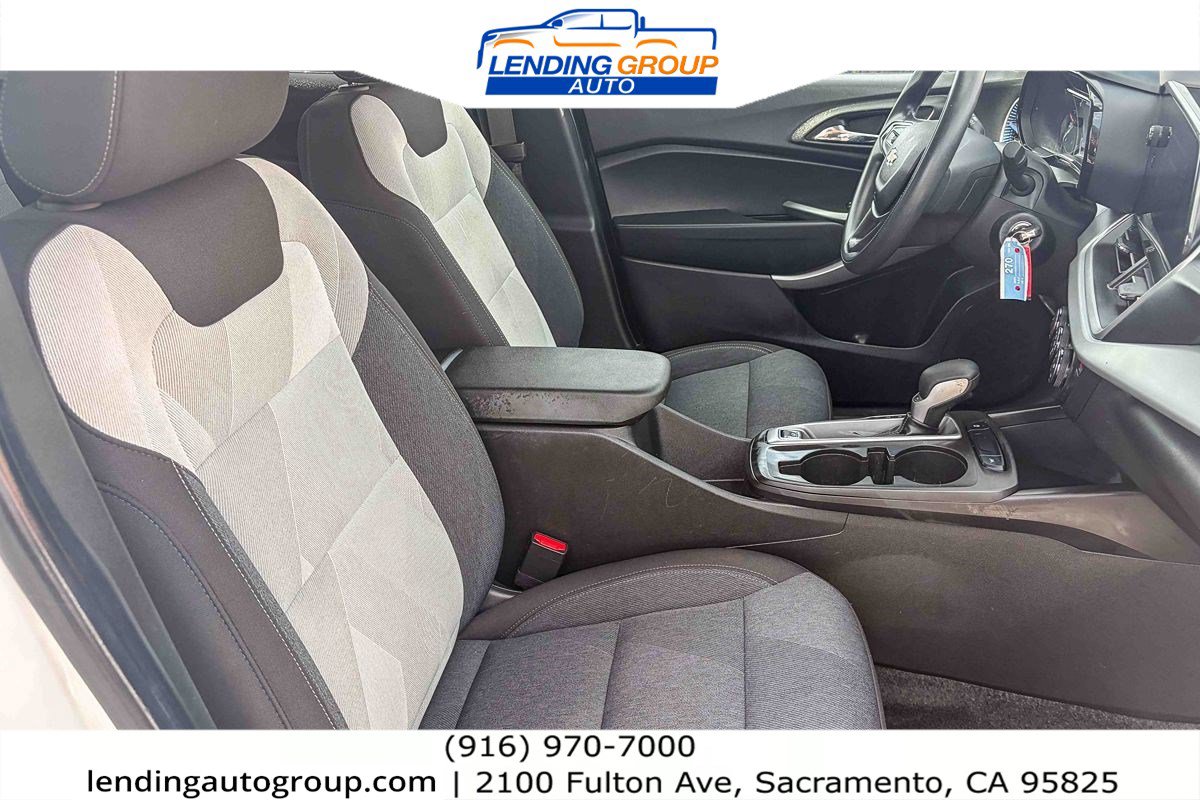 Used 2024 Chevrolet Trax LS FWD image 15