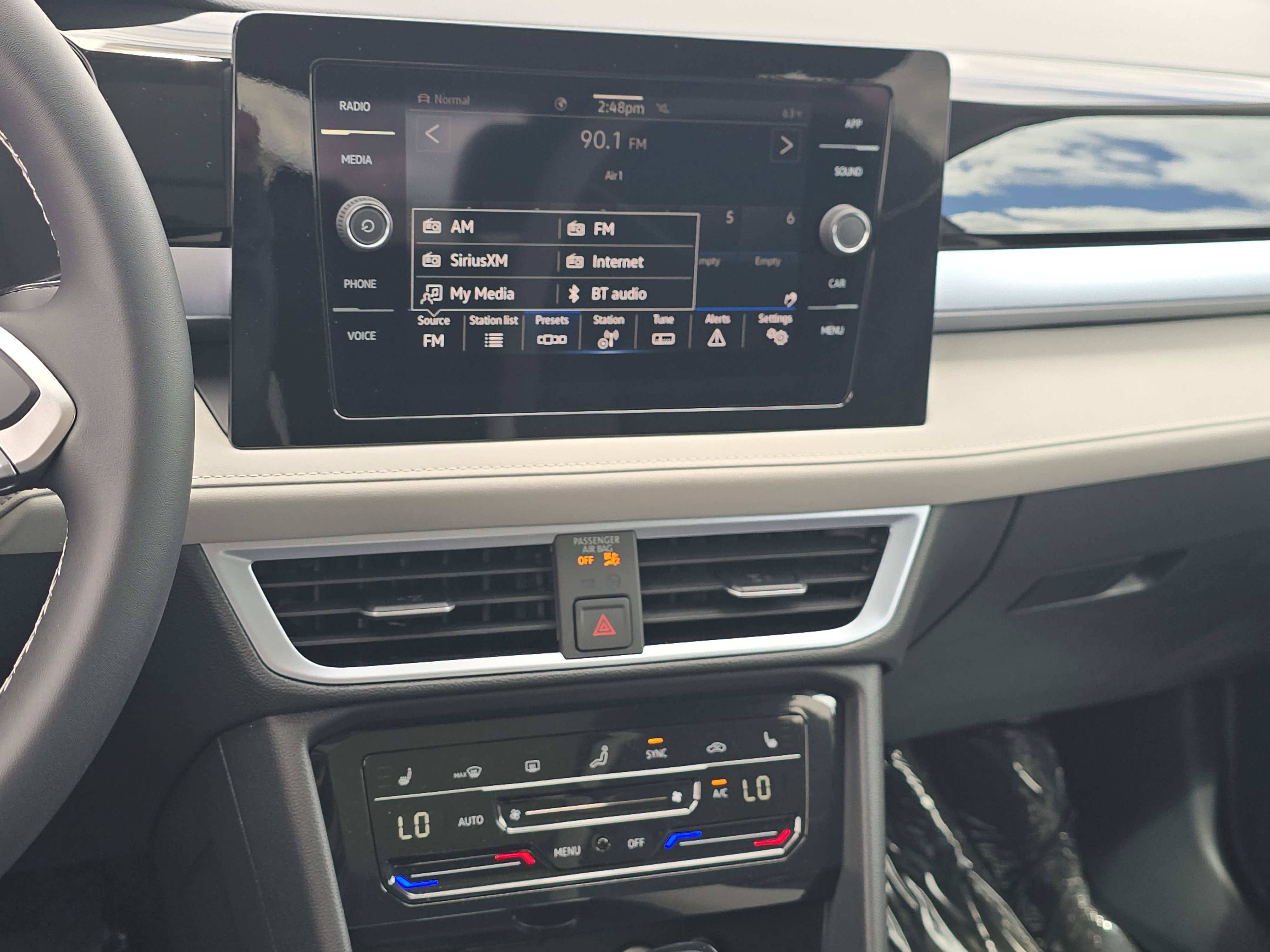 New 2026 Volkswagen Taos SE AWD/4WD image 24
