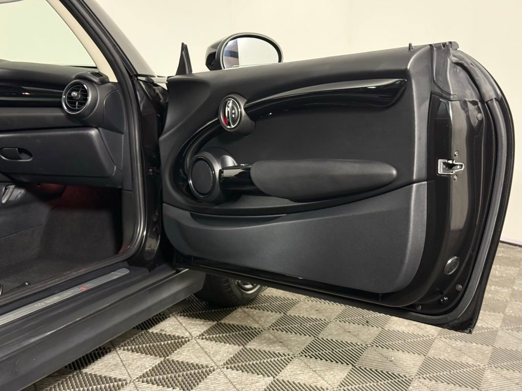 Used 2021 MINI Cooper S image 20