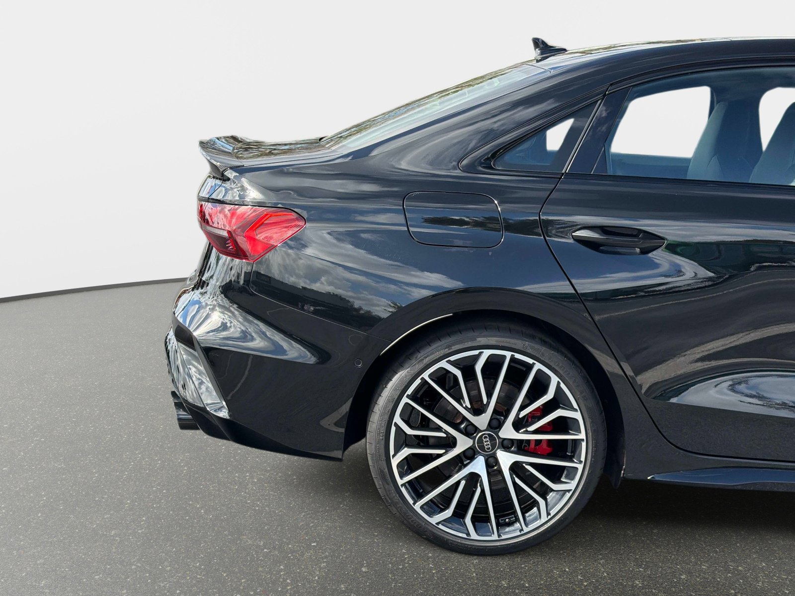 Used 2025 Audi S3 Premium Plus image 19