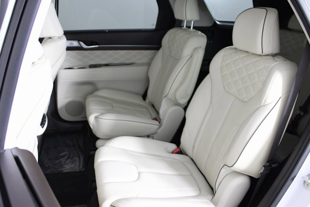 Used 2020 Hyundai Palisade Limited image 16