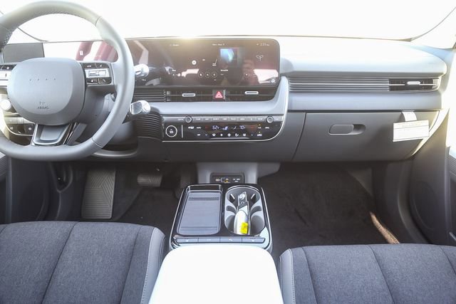 New 2026 Hyundai Ioniq 5 SE image 13