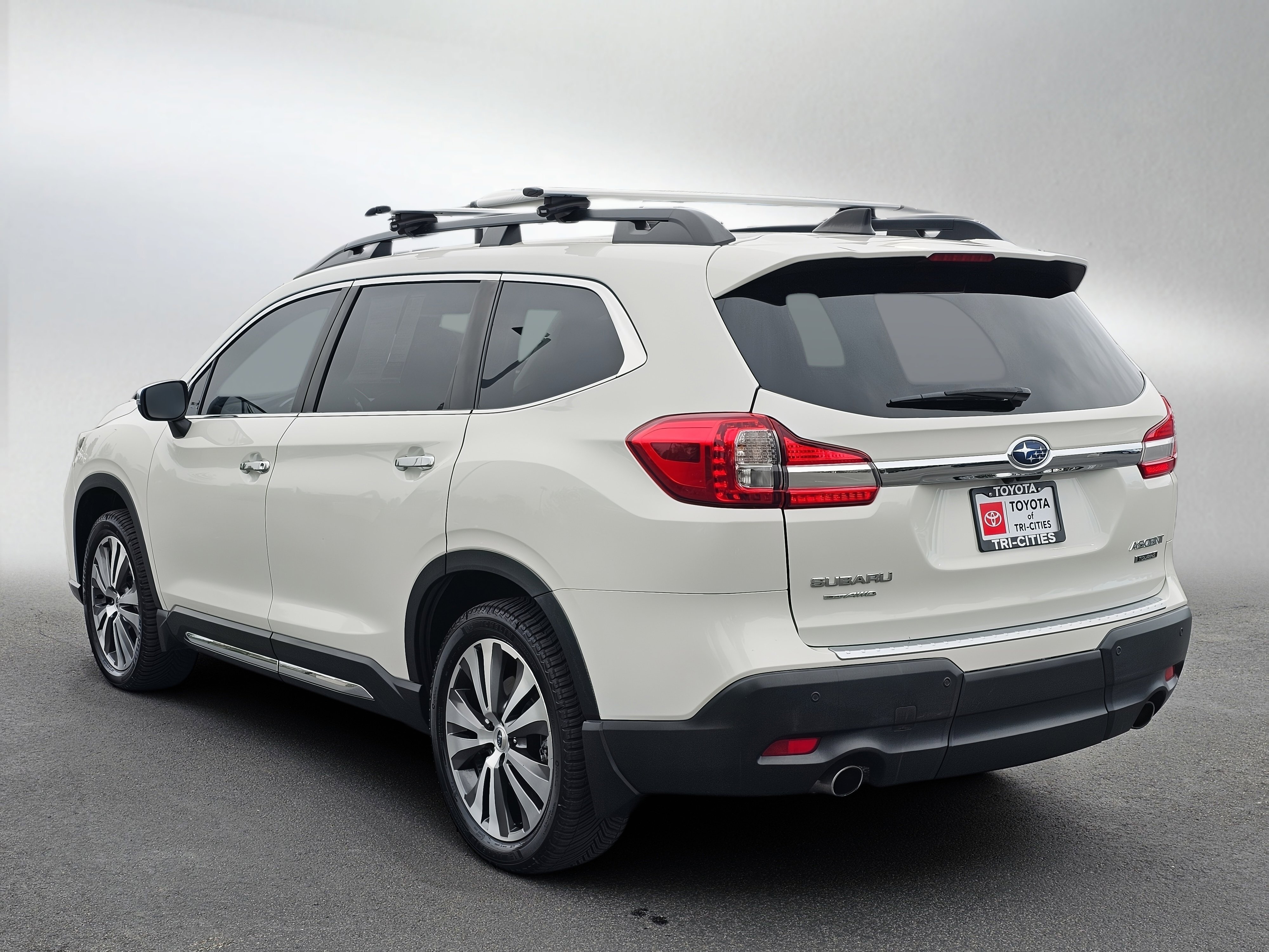 Used 2020 Subaru Ascent Touring w/ Popular Package #2A AWD/4WD image 3