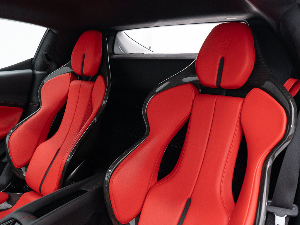 Used 2023 Ferrari 296 GTB RWD image 15