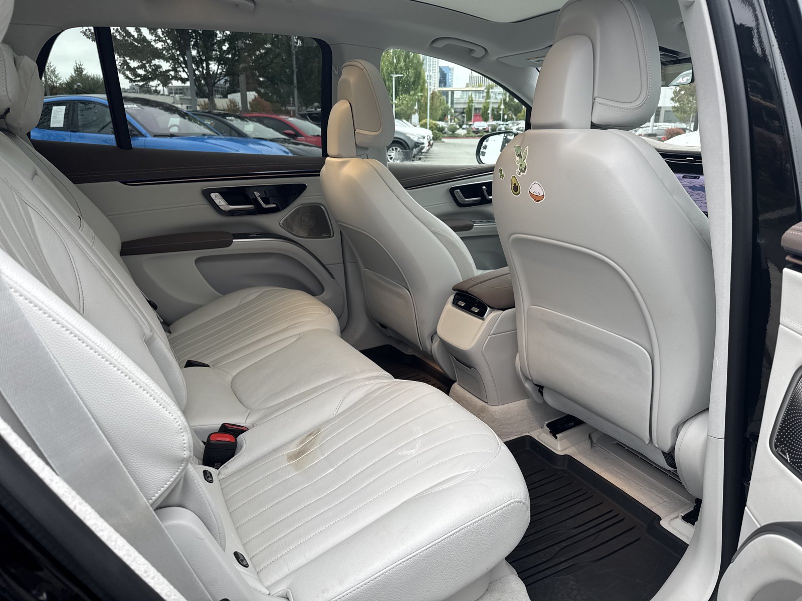 Used 2023 Mercedes-Benz EQS 580 4MATIC SUV image 15