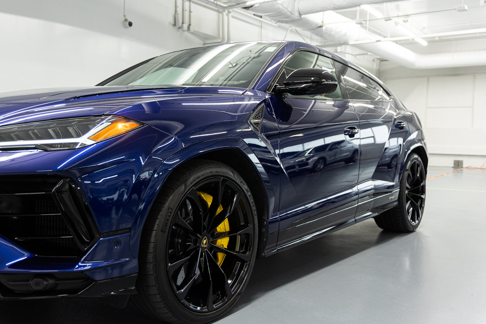 Used 2024 Lamborghini Urus S AWD/4WD image 15